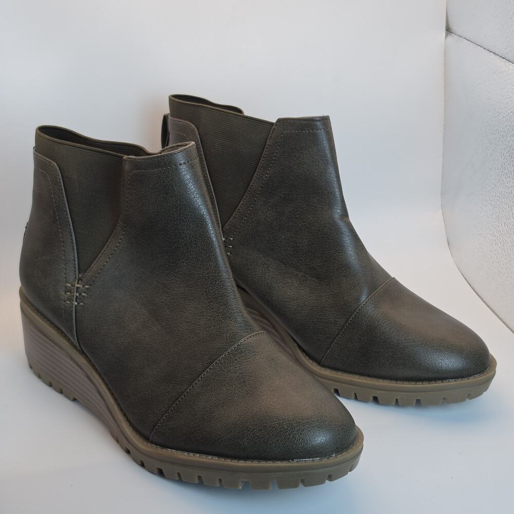 93 Vintage Women's Ankle Boots Size 10 M Olive Green Wedge Chelsea Lug Sole